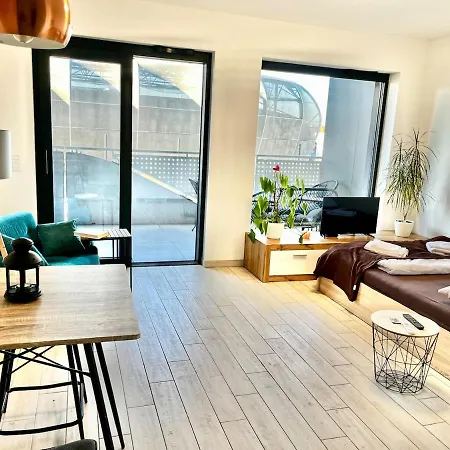 Studio, Location, Coffe Gift, 10m2 Balcony 公寓